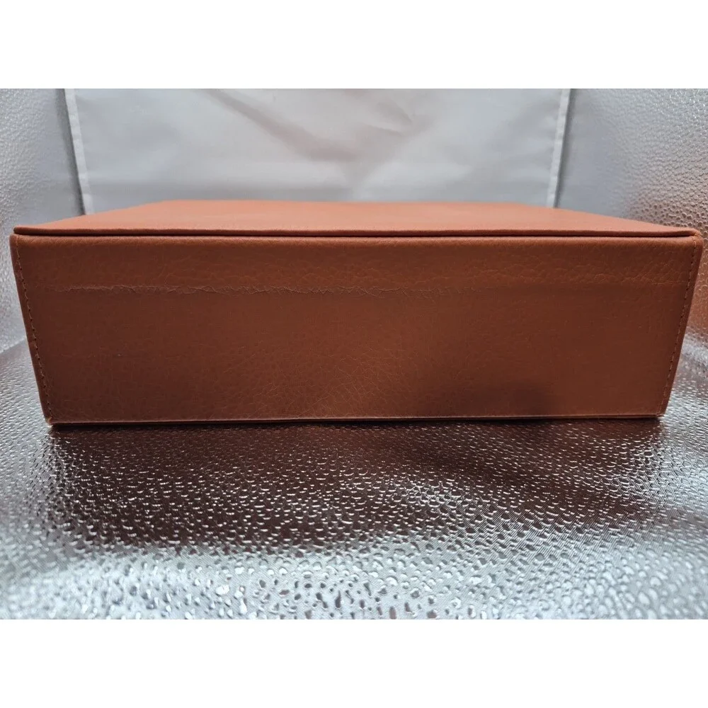 M.A.P. brown pvc